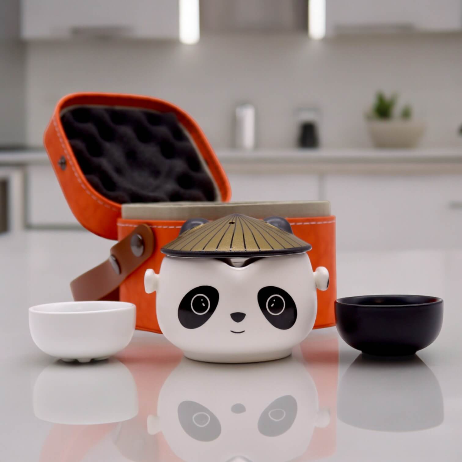 Kung Fu Panda Teapot Travel Pack Set – Two Cups